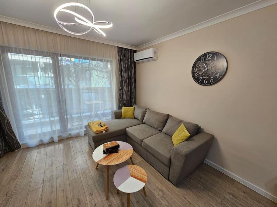 Serenity In The Heart Of Varna With Parking Εξωτερικό φωτογραφία
