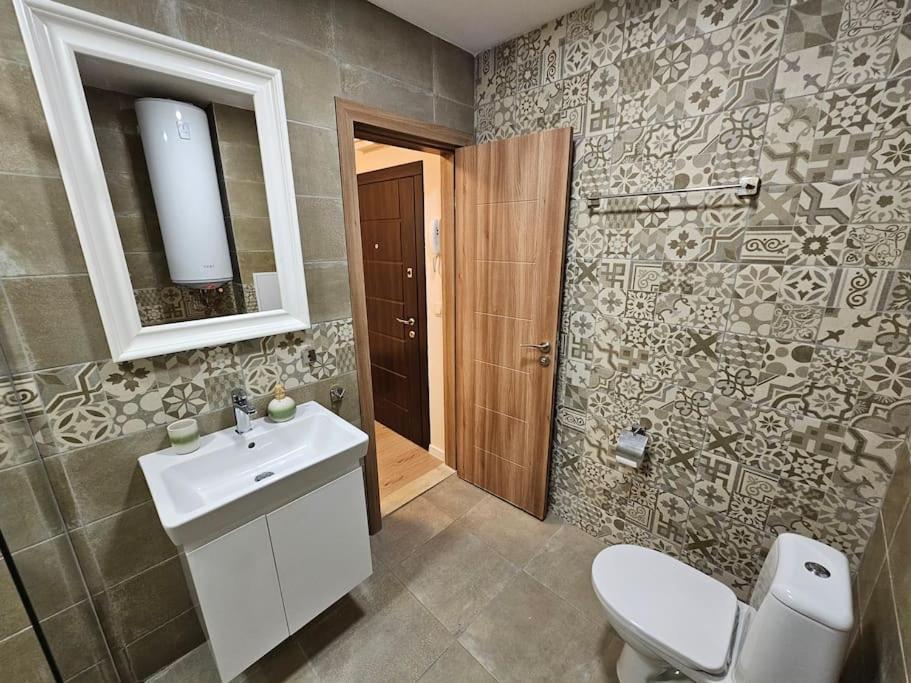 Serenity In The Heart Of Varna With Parking Εξωτερικό φωτογραφία